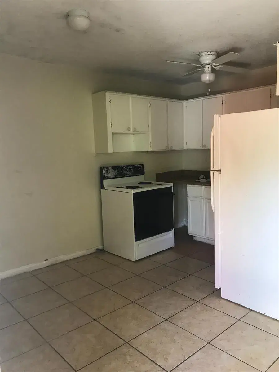 827 NW 10TH Terrace, Fort Lauderdale FL 33311
