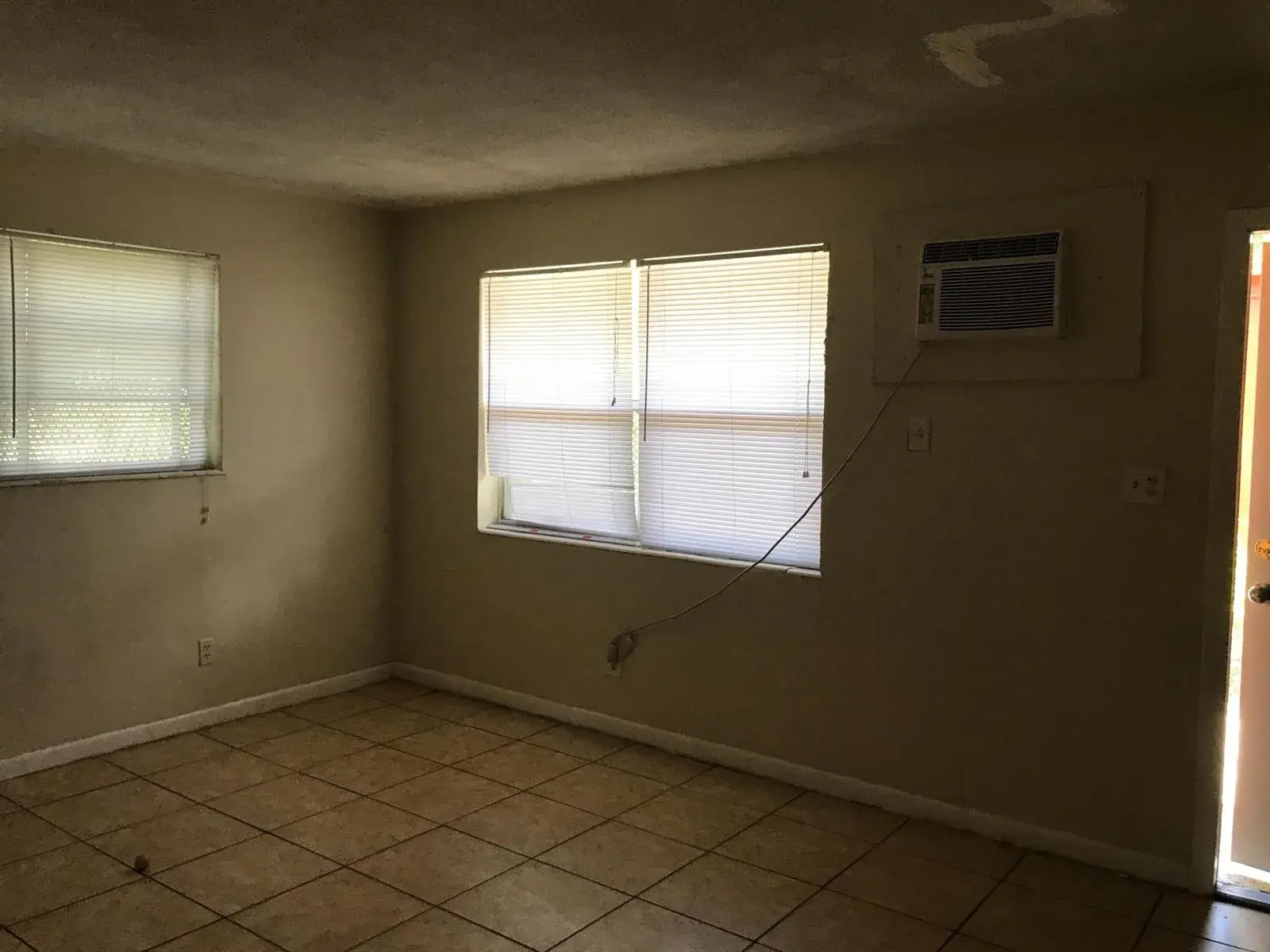 827 NW 10TH Terrace, Fort Lauderdale FL 33311