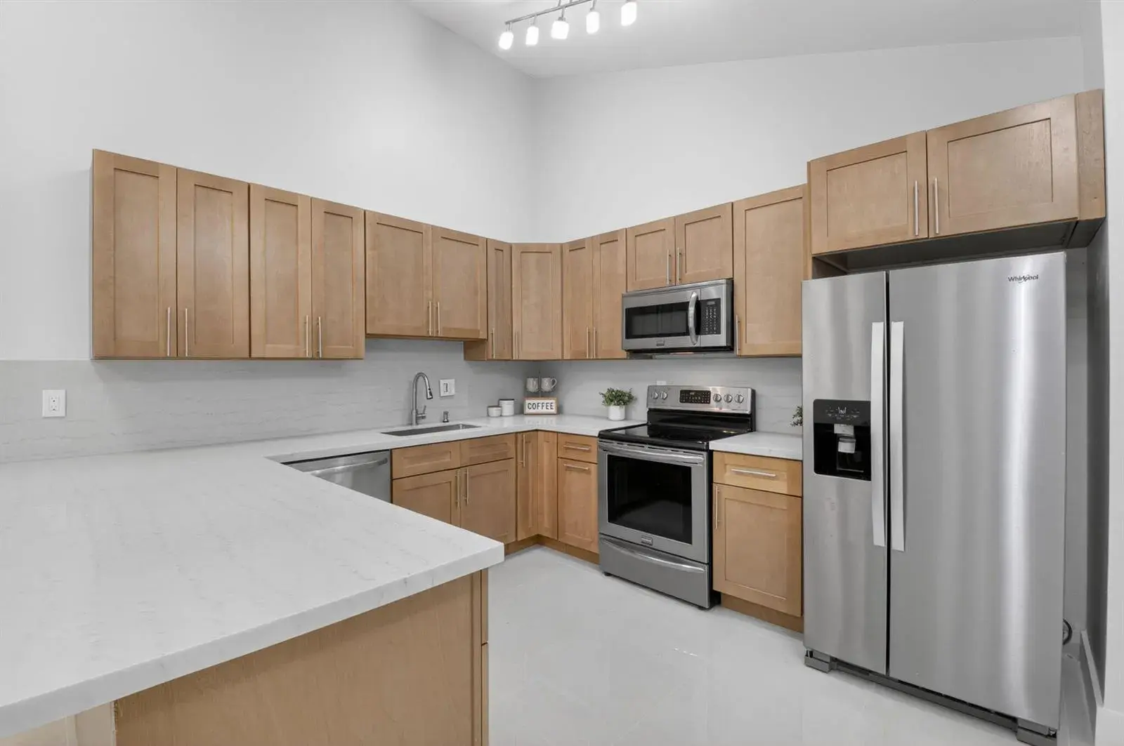 3 bedroom 2 bath Residential for sale at 9939 Boca Gardens Trail # D, Boca Raton FL 33496