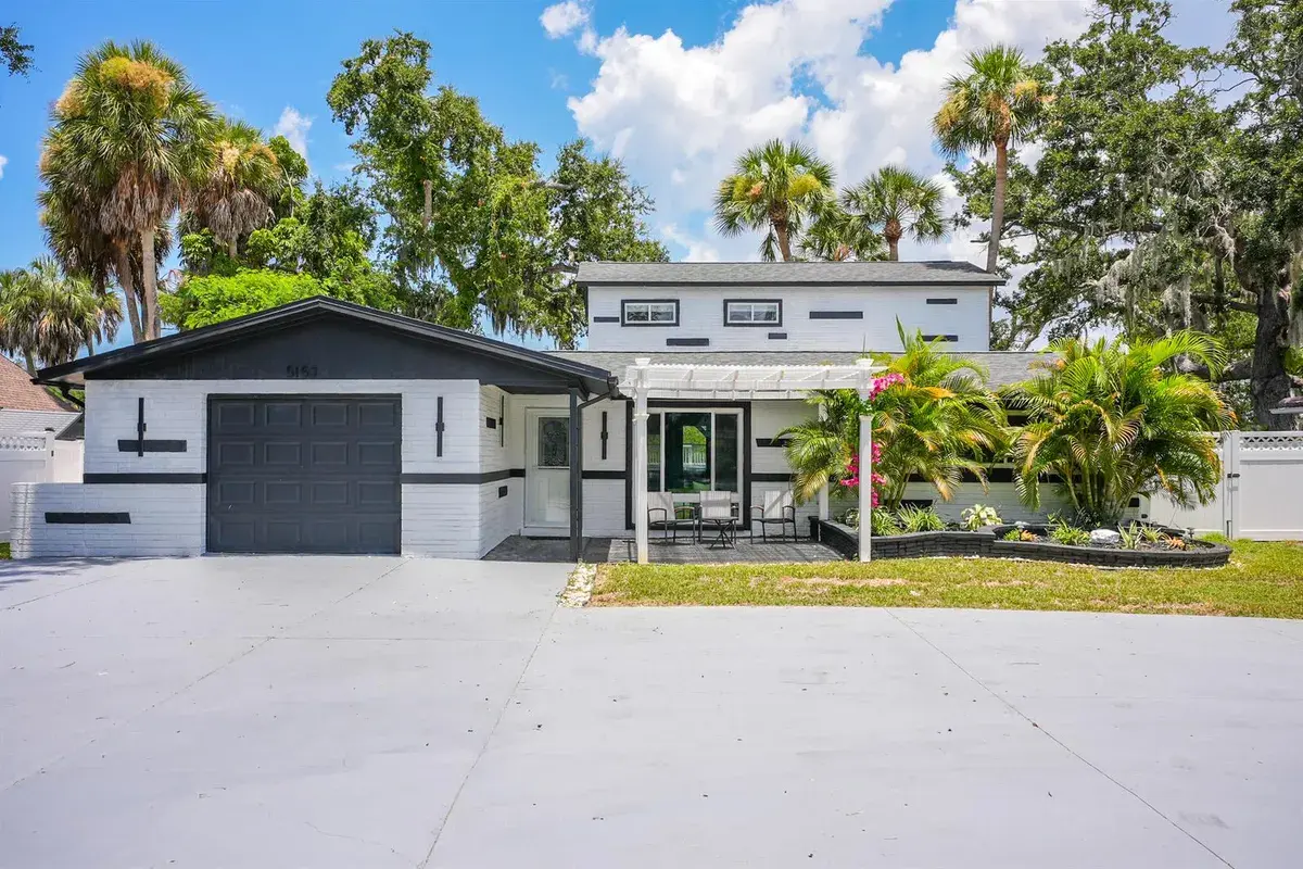 5153 BAY Boulevard, FL 34668