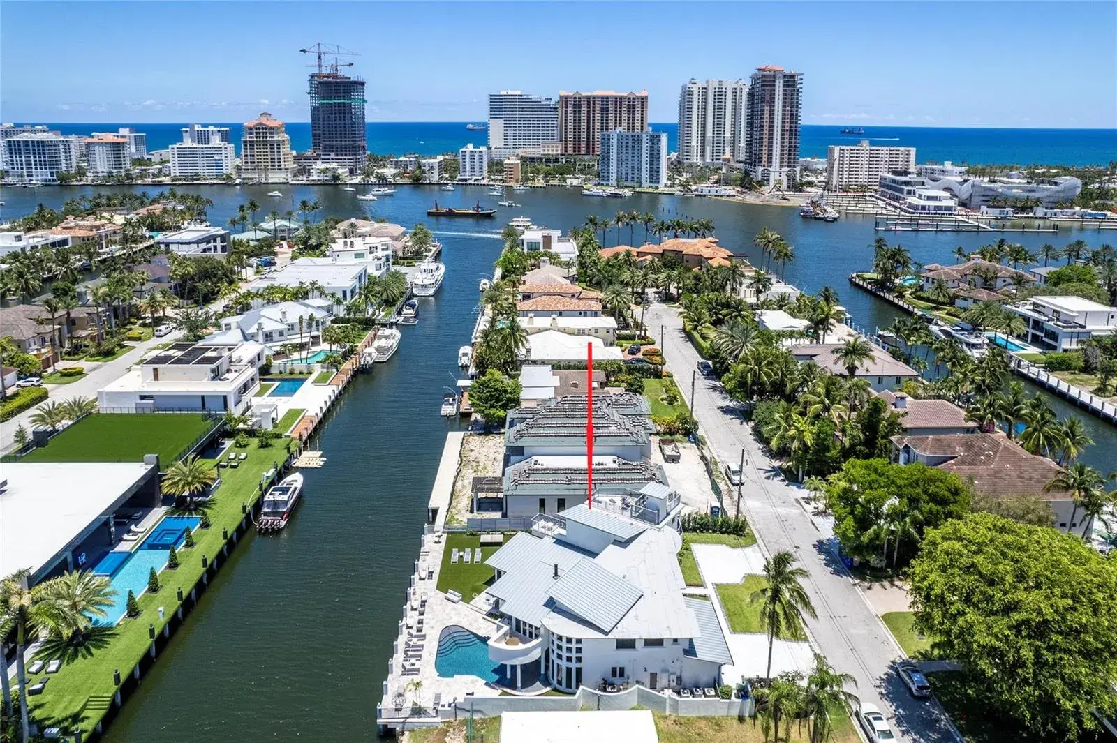 8 bedroom 7 bath Residential Lease for rent at 2523 Castilla Isle, Fort Lauderdale FL 33301