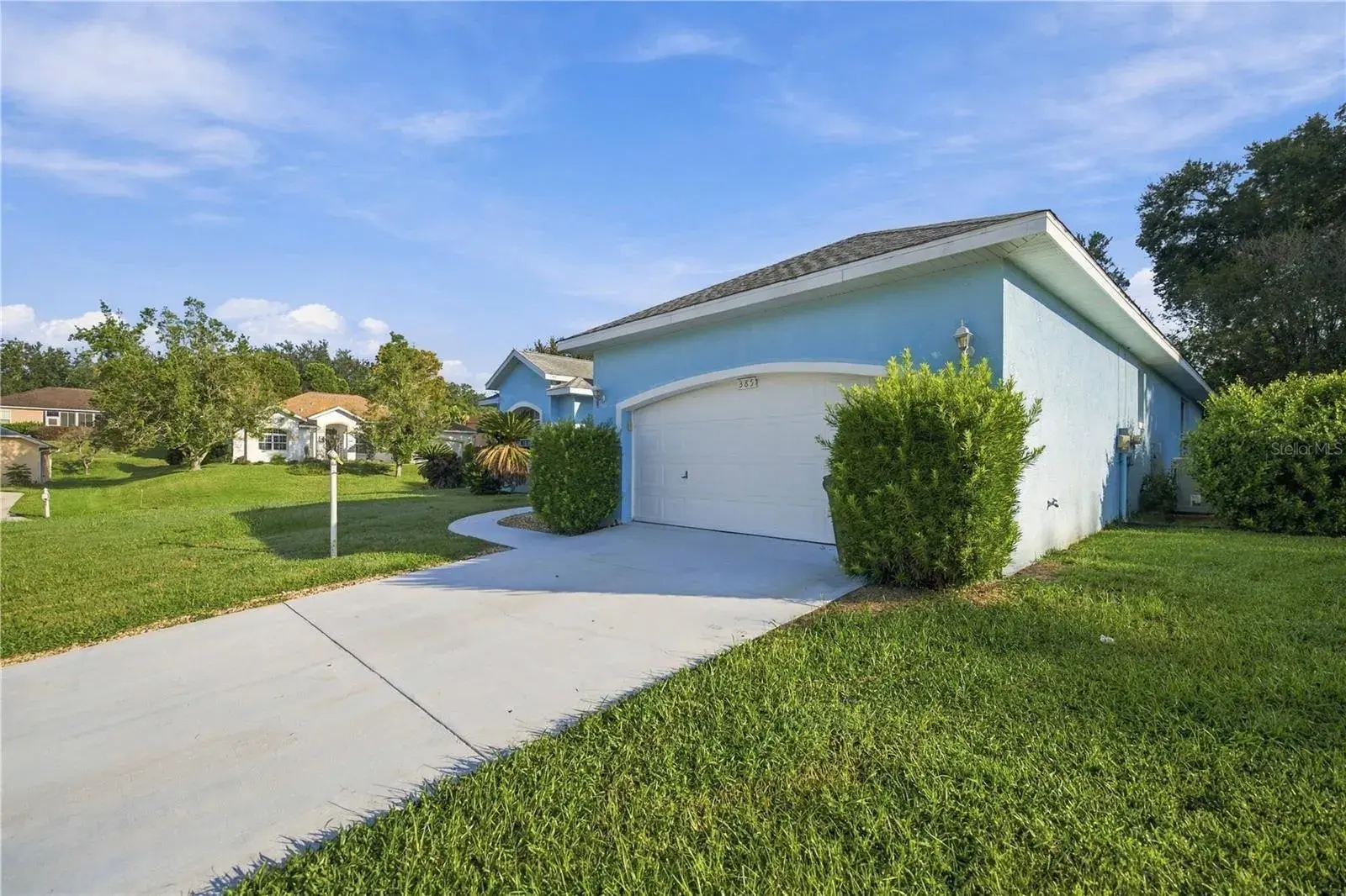 3 bedroom 2 bath Residential for sale at 385 W BARCLAY Court, FL 34465