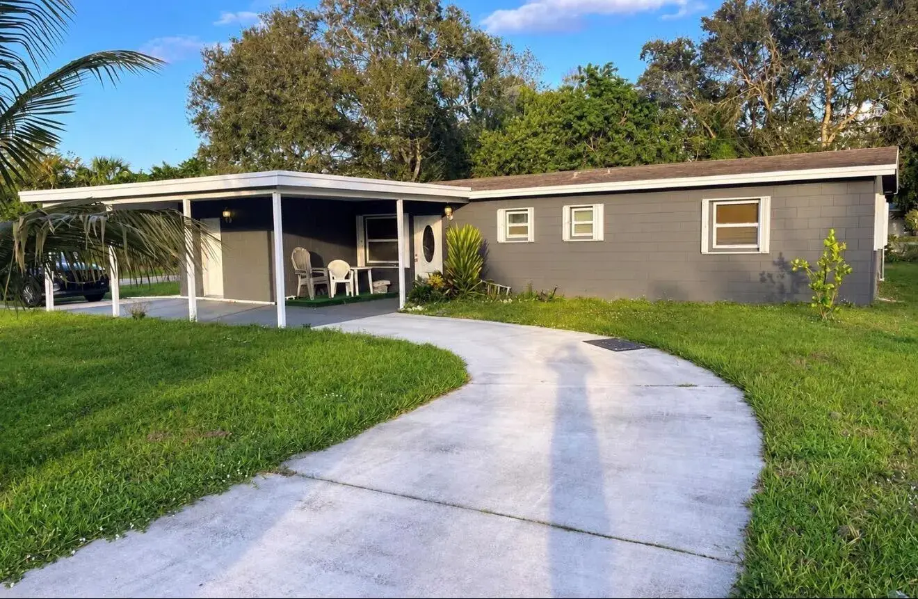 110 N 40TH Street, Fort Pierce FL 34947