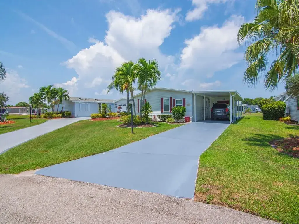 8471 Schefflera Court, Port St. Lucie FL 34952