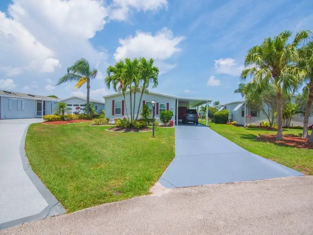 8471 Schefflera Court, Port St. Lucie FL 34952