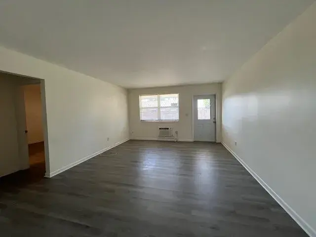 1845 DILLONE Lane, FL 33408