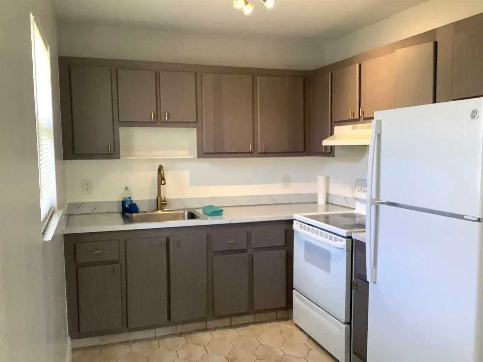 2 bedroom 2 bath Residential for sale at 189 Saxony D, Delray Beach FL 33446