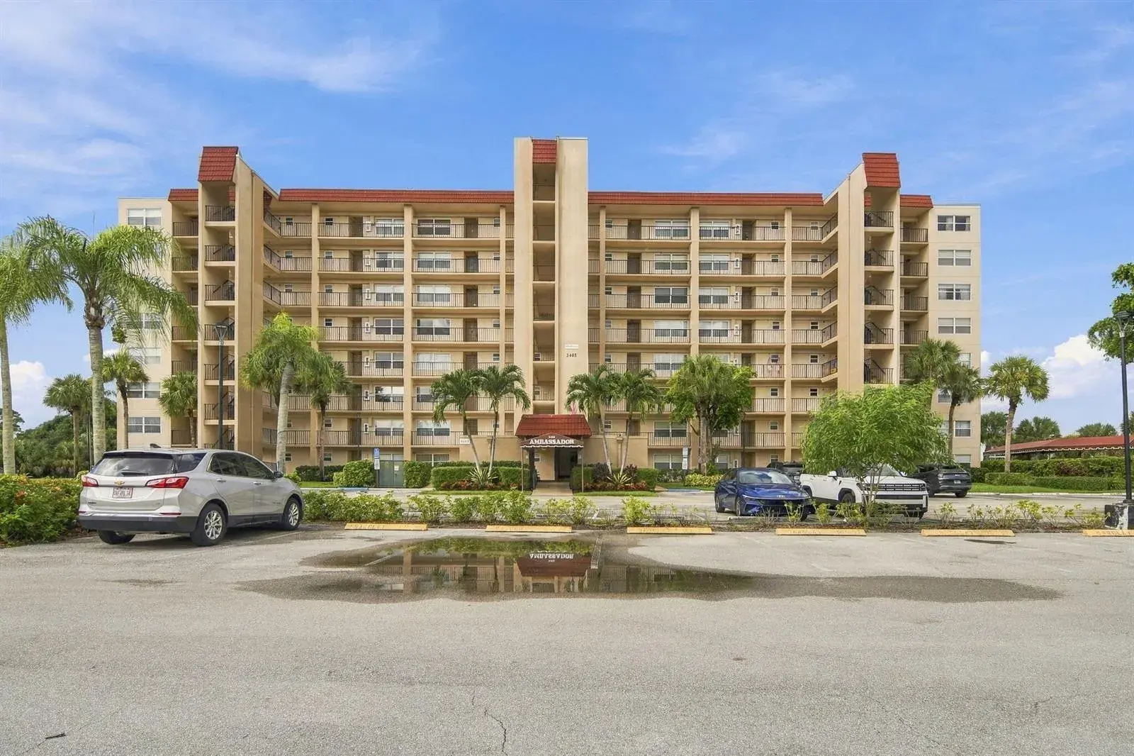 2 bedroom 2 bath Residential for sale at 3465 Via Poinciana # 405, Lake Worth FL 33467