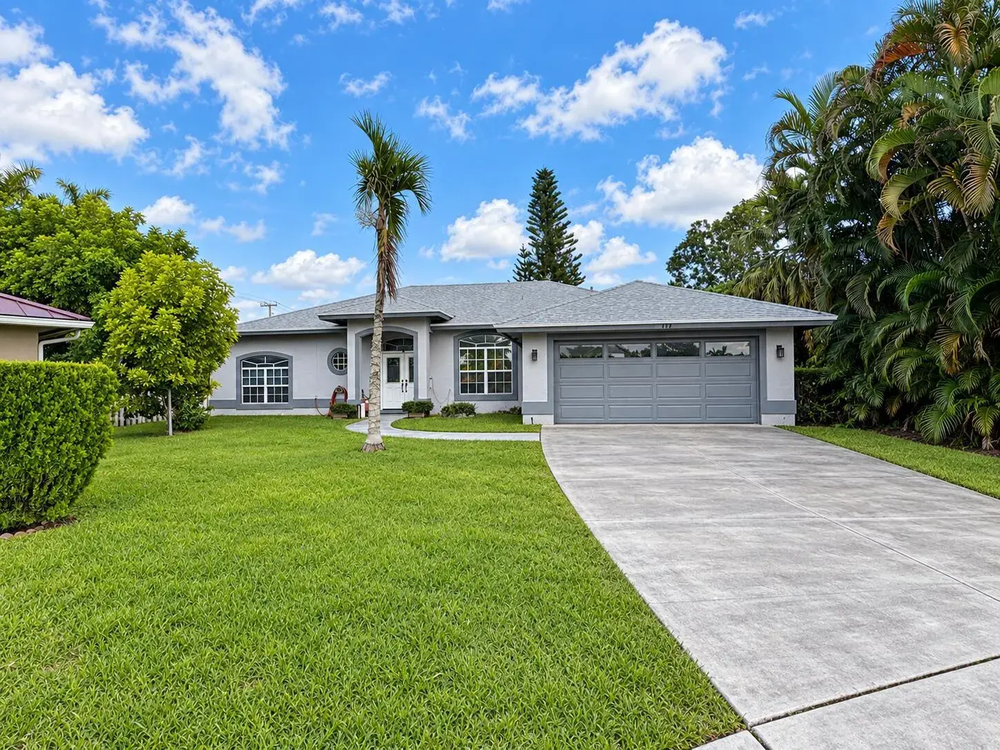 4 bedroom 2 bath Residential for sale at 117 Hemingway Court, Royal Palm Beach FL 33411
