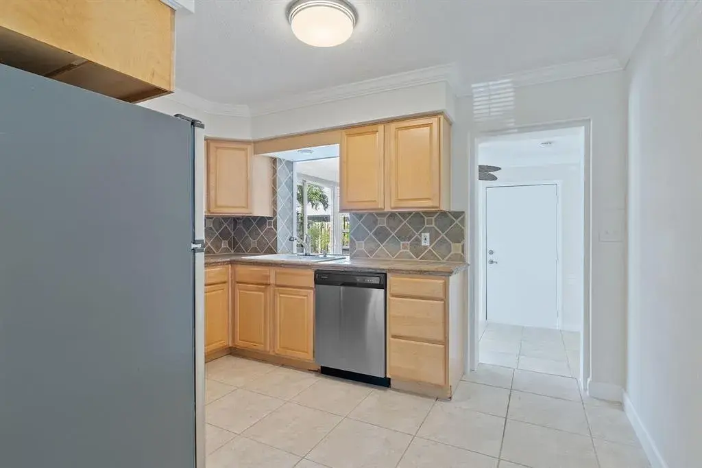 2317 NE 33RD, Fort Lauderdale FL 33305