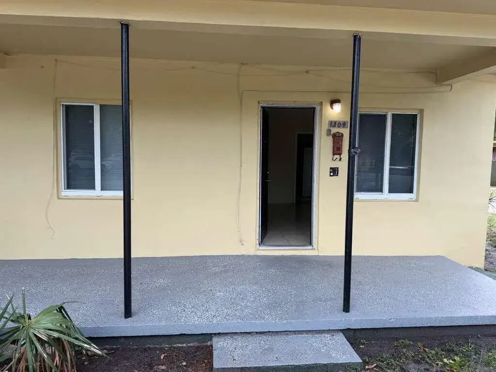 2 bedroom 1 bath Residential Lease for rent at 1304 NW 4TH Street, Fort Lauderdale FL 33311