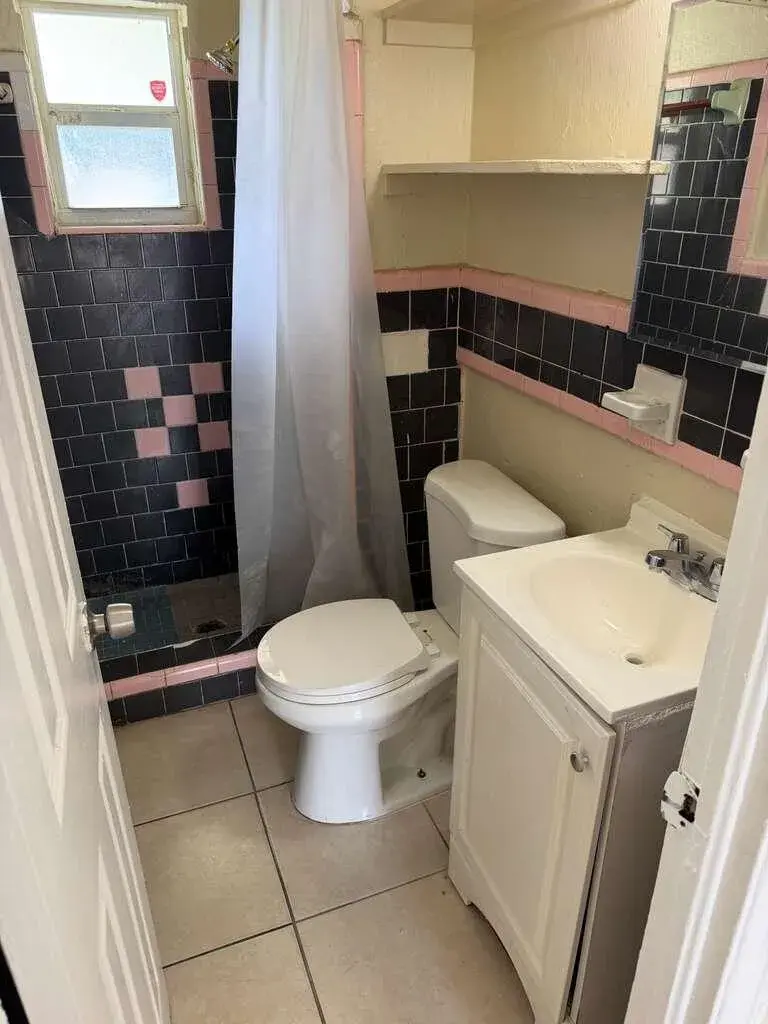1304 NW 4TH Street, Fort Lauderdale FL 33311