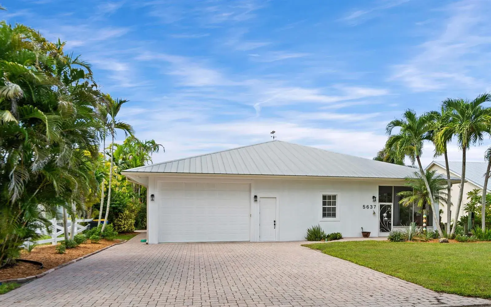 3 bedroom 3 bath Residential for sale at 5637 SE MAJOR Way, Stuart FL 34997