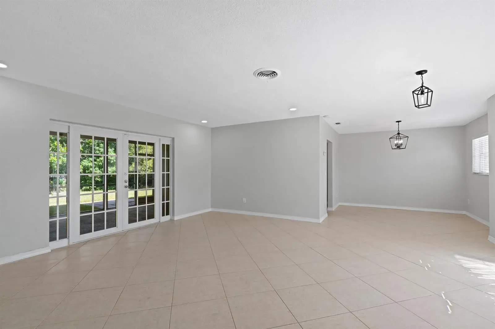 4471 NW 6th Court, Coconut Creek FL 33066