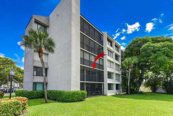 3 bedroom 3 bath Residential for sale at 1605 S Us Highway 1 # 101, Jupiter FL 33477