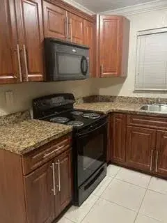 1 bedroom 1 bath Residential Lease for rent at 1925 Madison Street # 23, Hollywood FL 33020