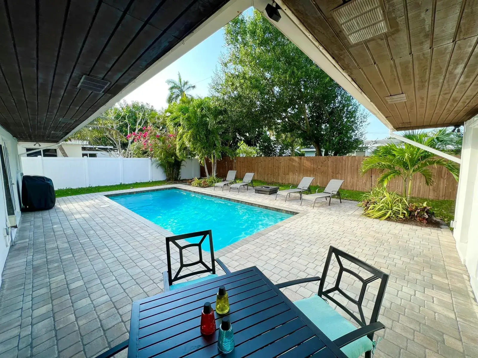 3251 SW 23RD Court, Fort Lauderdale FL 33312