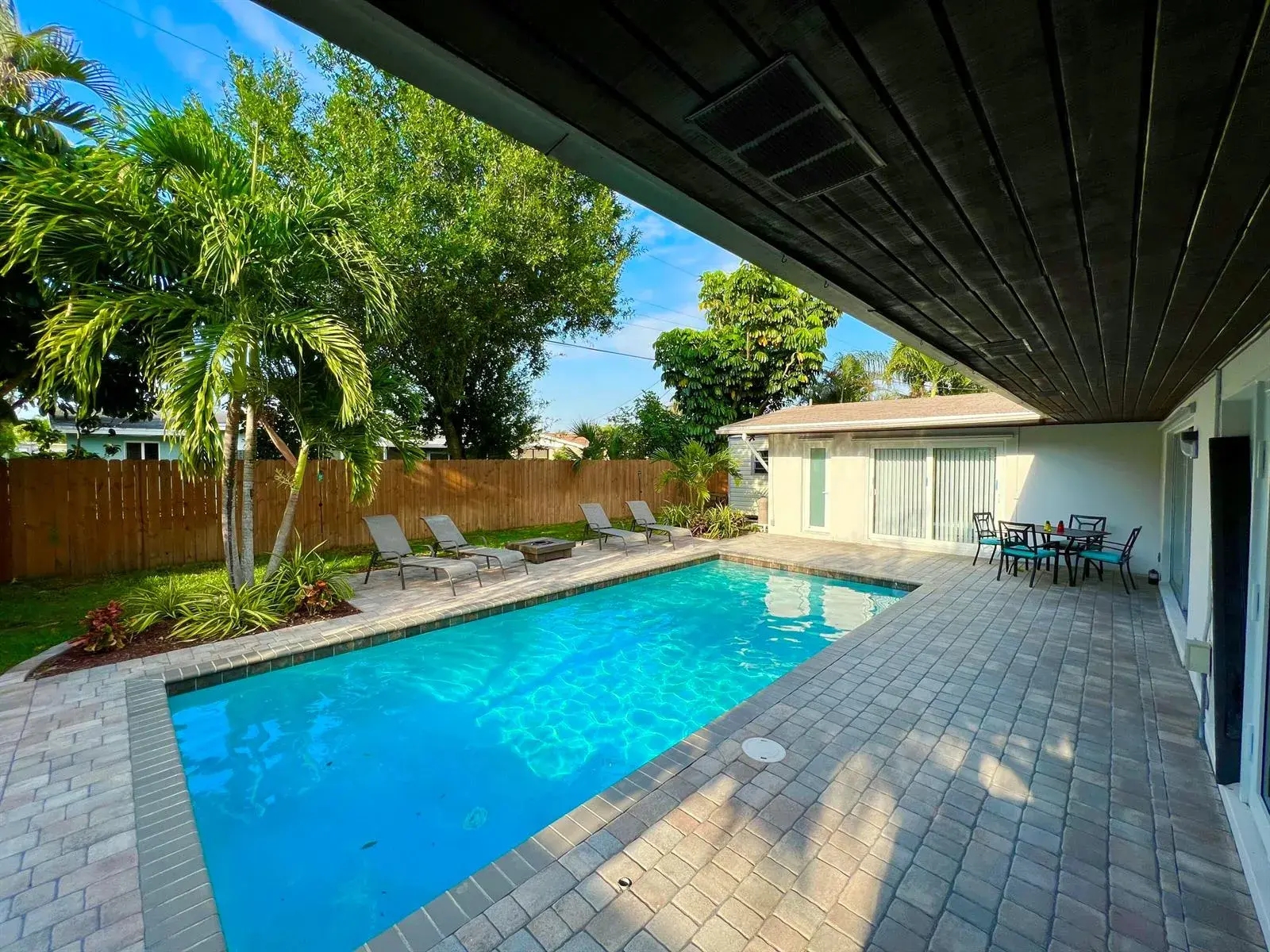 3251 SW 23RD Court, Fort Lauderdale FL 33312
