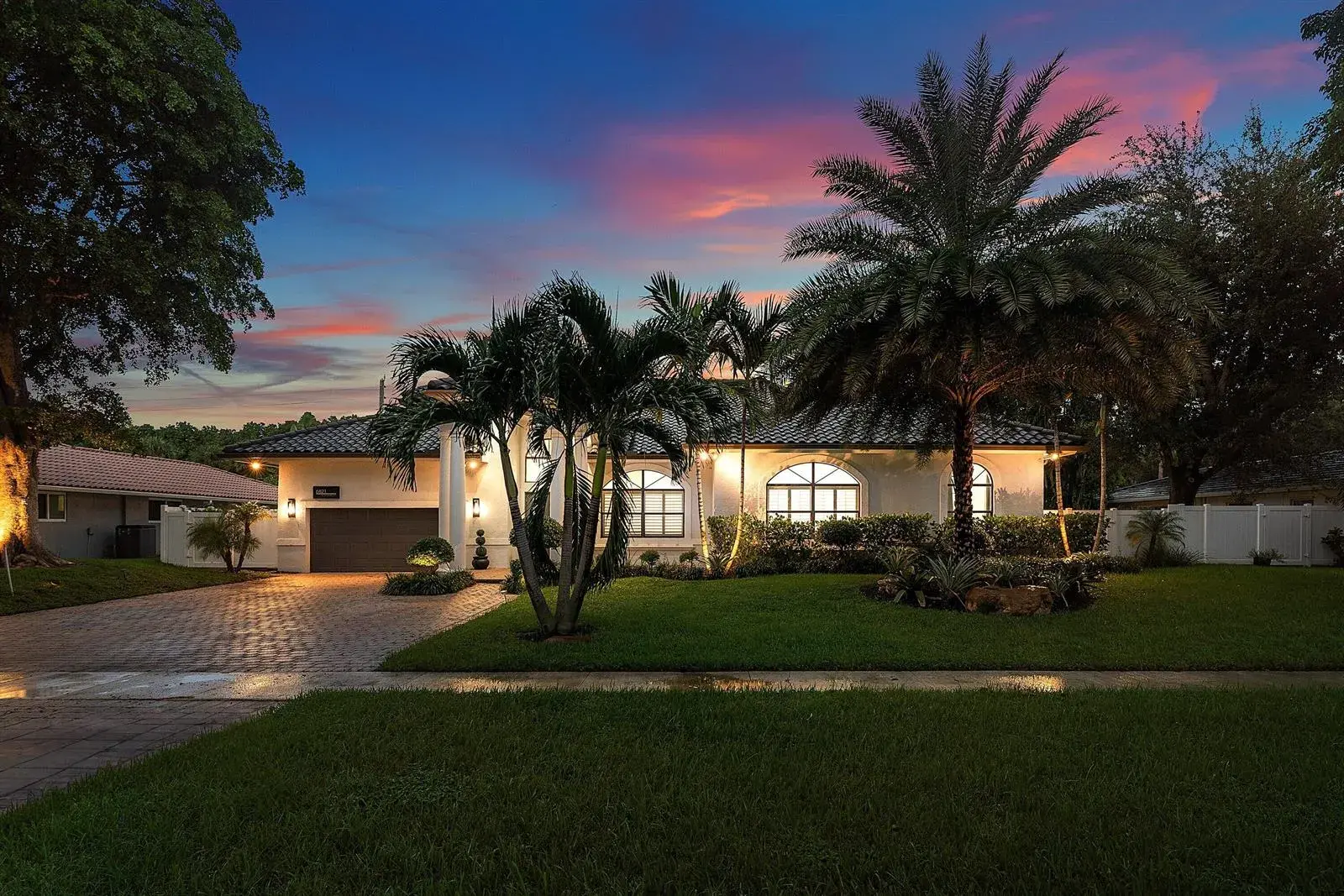 4 bedroom 3 bath Residential for sale at 6821 N GRANDE Drive, Boca Raton FL 33433