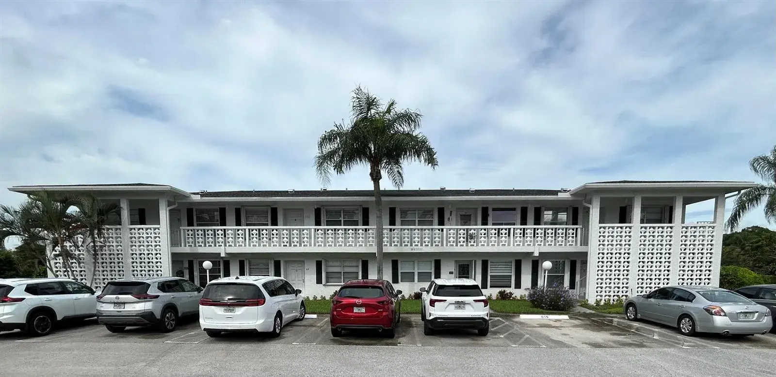 2 bedroom 2 bath Residential for sale at 2860 SW 13th Street # 202, Delray Beach FL 33445
