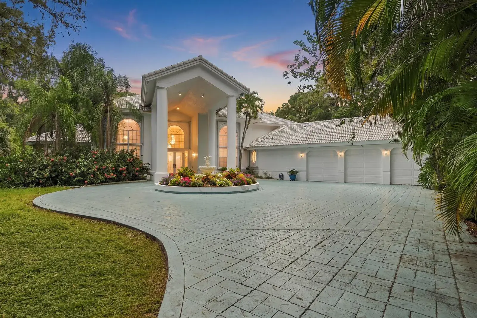 4 bedroom 4 bath Residential for sale at 5386 NW 77th Terrace, Coral Springs FL 33067