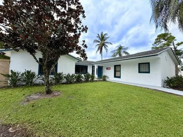 3 bedroom 2 bath Residential for sale at 11096 60th Street N, West Palm Beach FL 33411