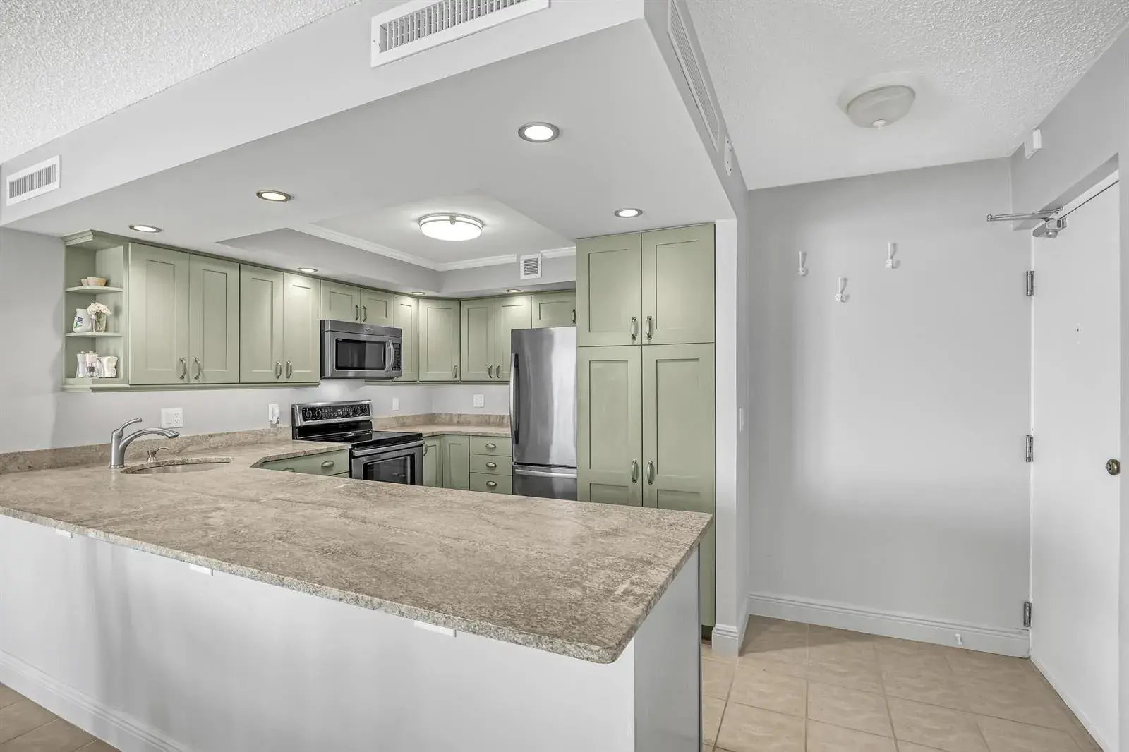 2800 N Ocean Drive # 22A, Riviera Beach FL 33404