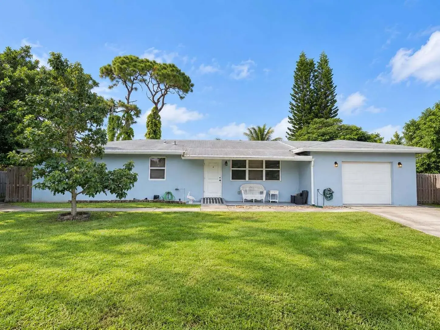 4 bedroom 3 bath Residential for sale at 2531 Sun Up Lane, Lake Worth FL 33462