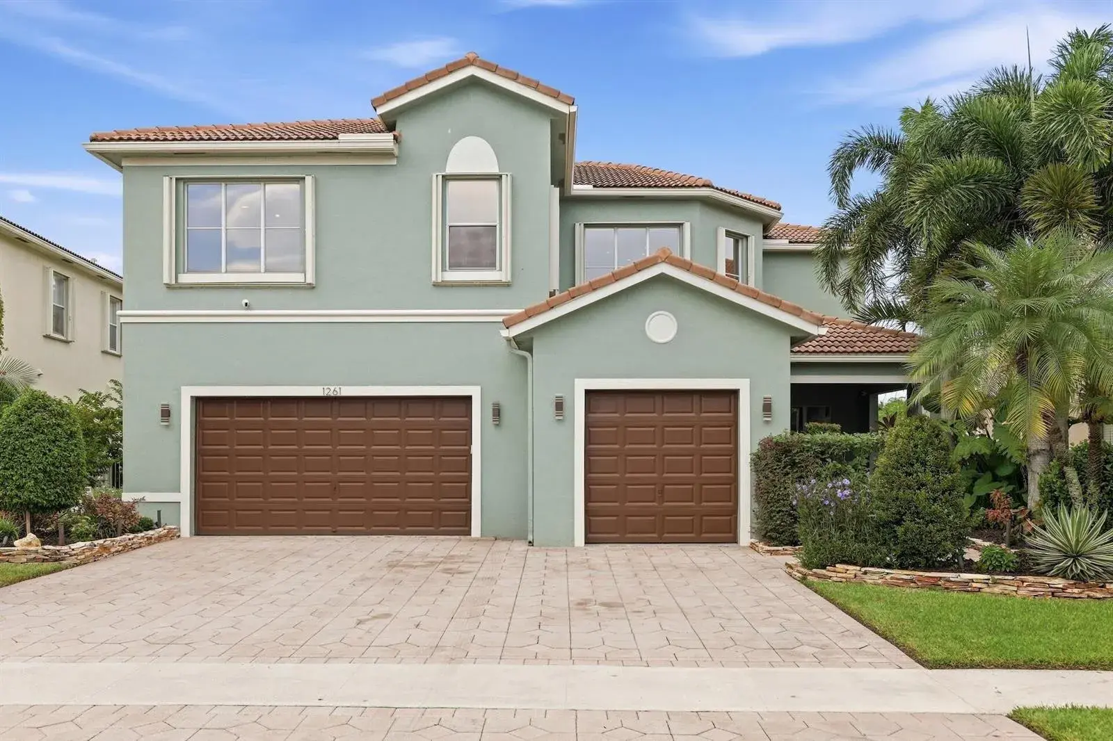 6 bedroom 4 bath Residential for sale at 1261 BEACON Circle, Wellington FL 33414