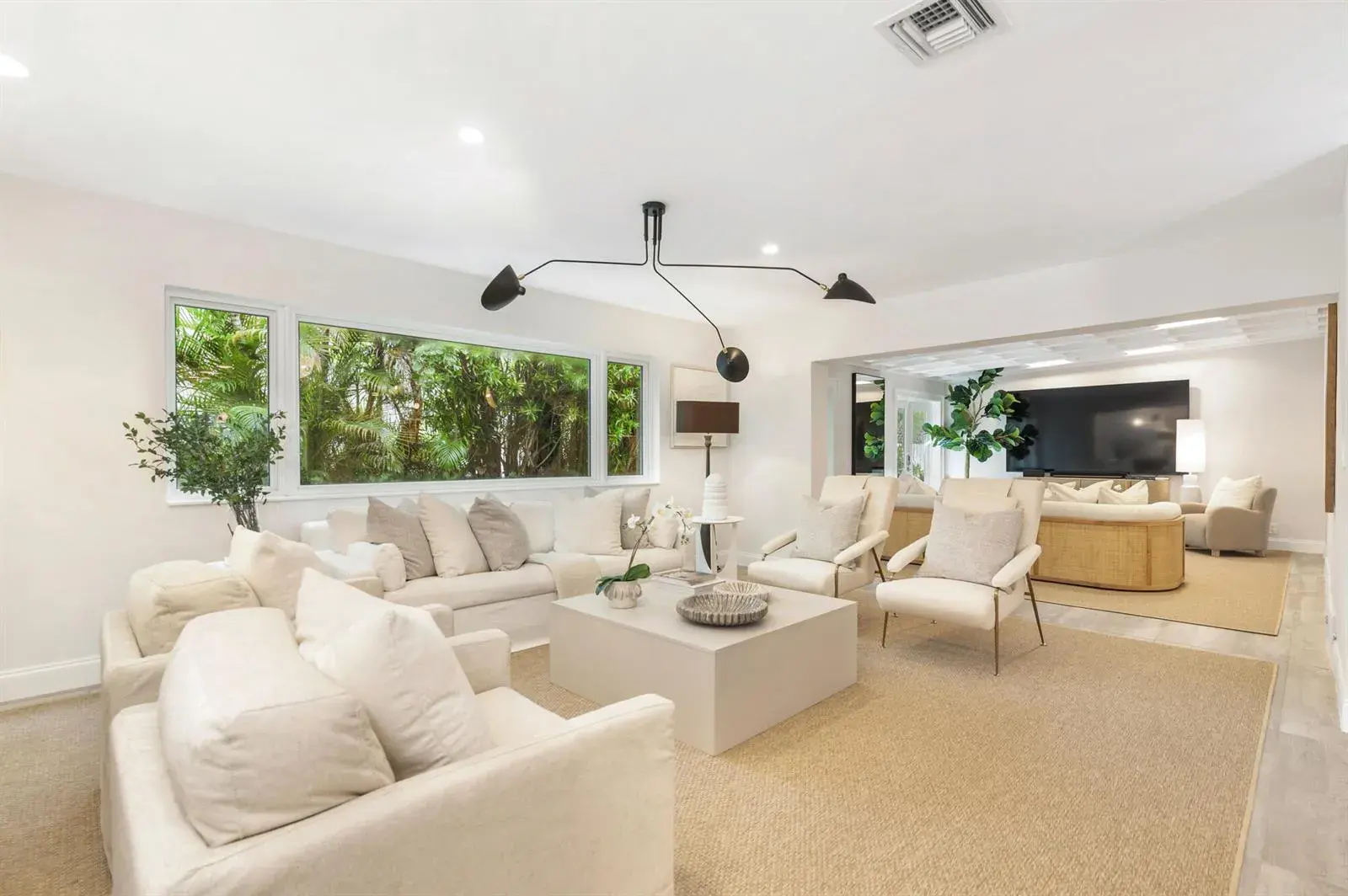246 ELWA Place, West Palm Beach FL 33405