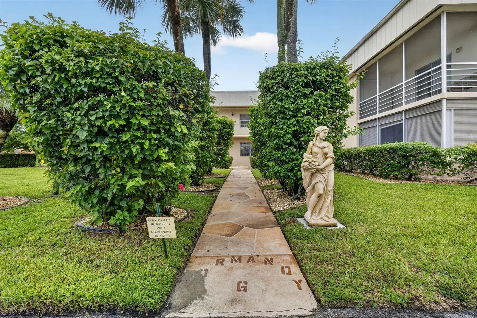 2 bedroom 2 bath Residential for sale at 318 Normandy G # 318, Delray Beach FL 33484