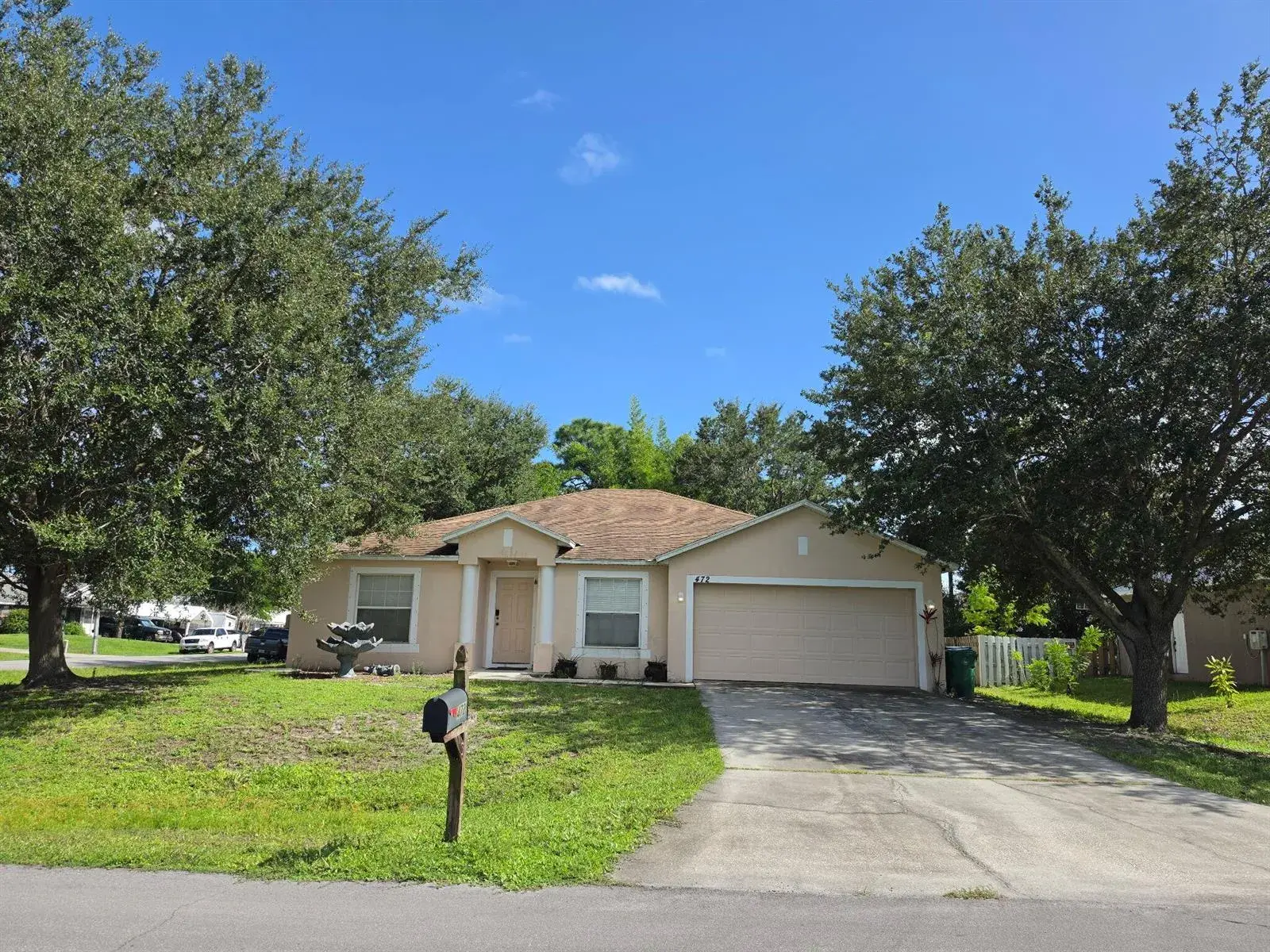 3 bedroom 2 bath Residential for sale at 472 SE Justine Terrace, Port St. Lucie FL 34983