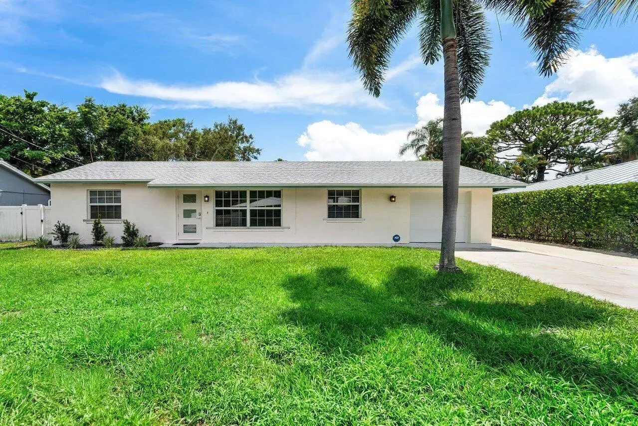 3 bedroom 2 bath Residential for sale at 2350 NIKI JO Lane, Palm Beach Gardens FL 33410