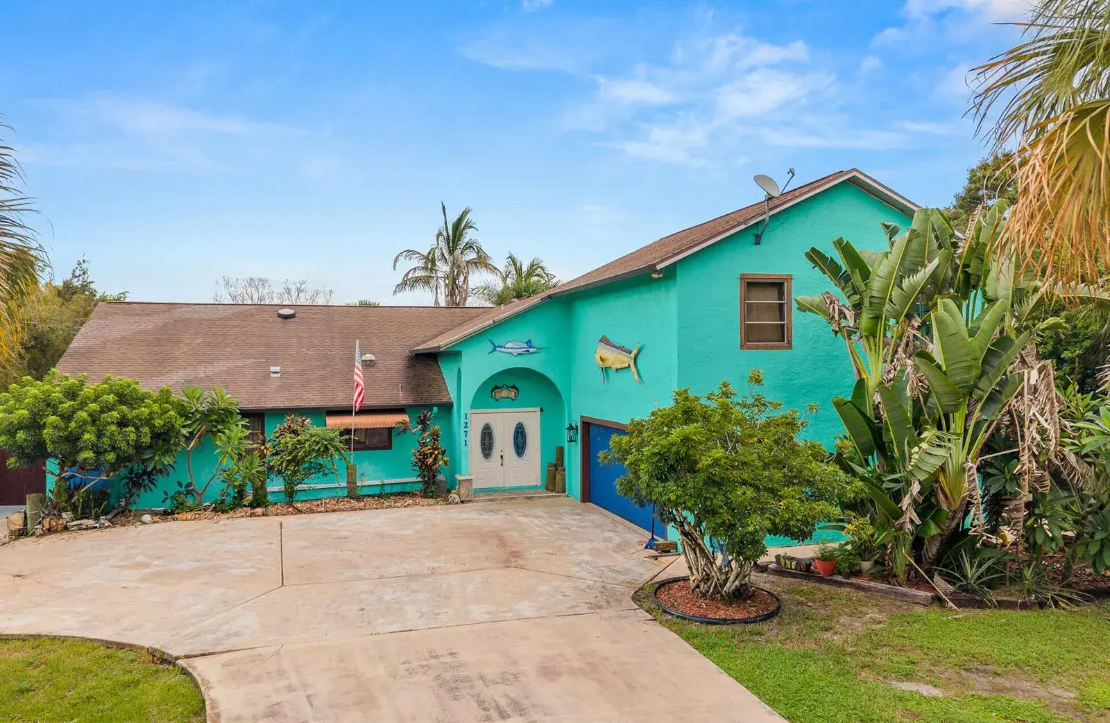 4 bedroom 4 bath Residential for sale at 1271 NE SUNRISE Terrace, Jensen Beach FL 34957