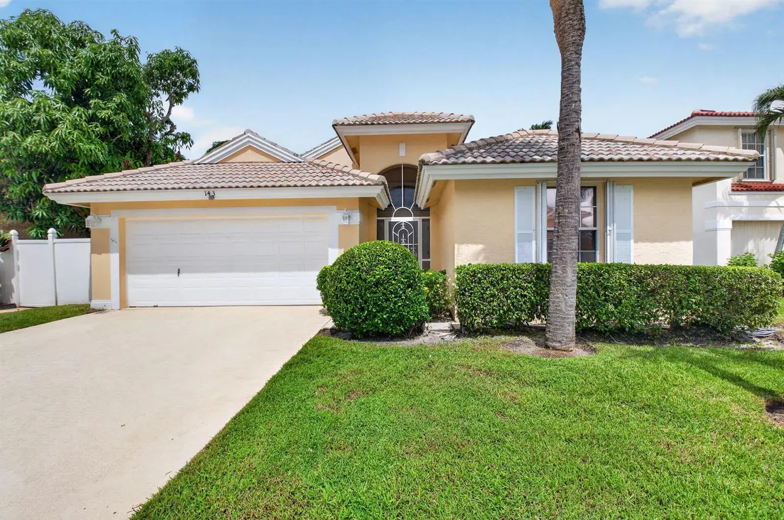 3 bedroom 2 bath Residential for sale at 143 CITRUS PARK Circle, Boynton Beach FL 33436