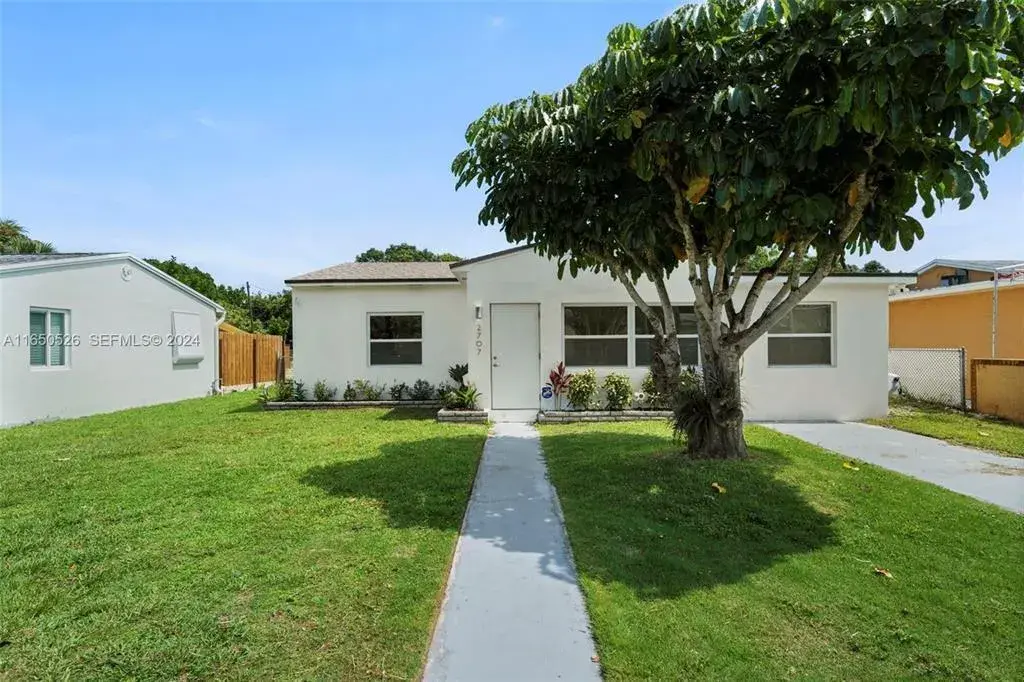 3 bedroom 2 bath Residential Lease for rent at 2707 ADAMS Street, Hollywood FL 33020