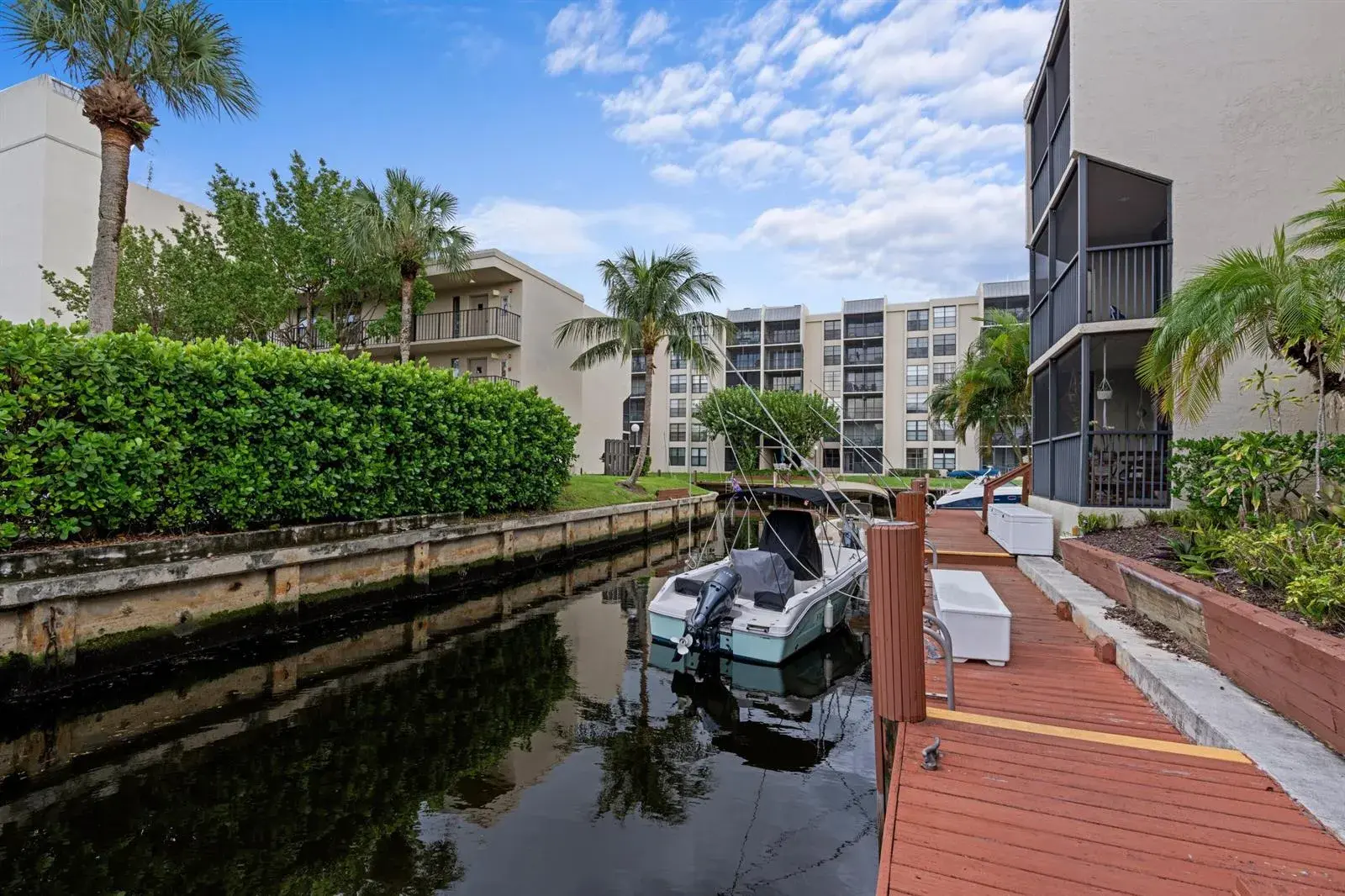 16 ROYAL PALM Way # 205, Boca Raton FL 33432