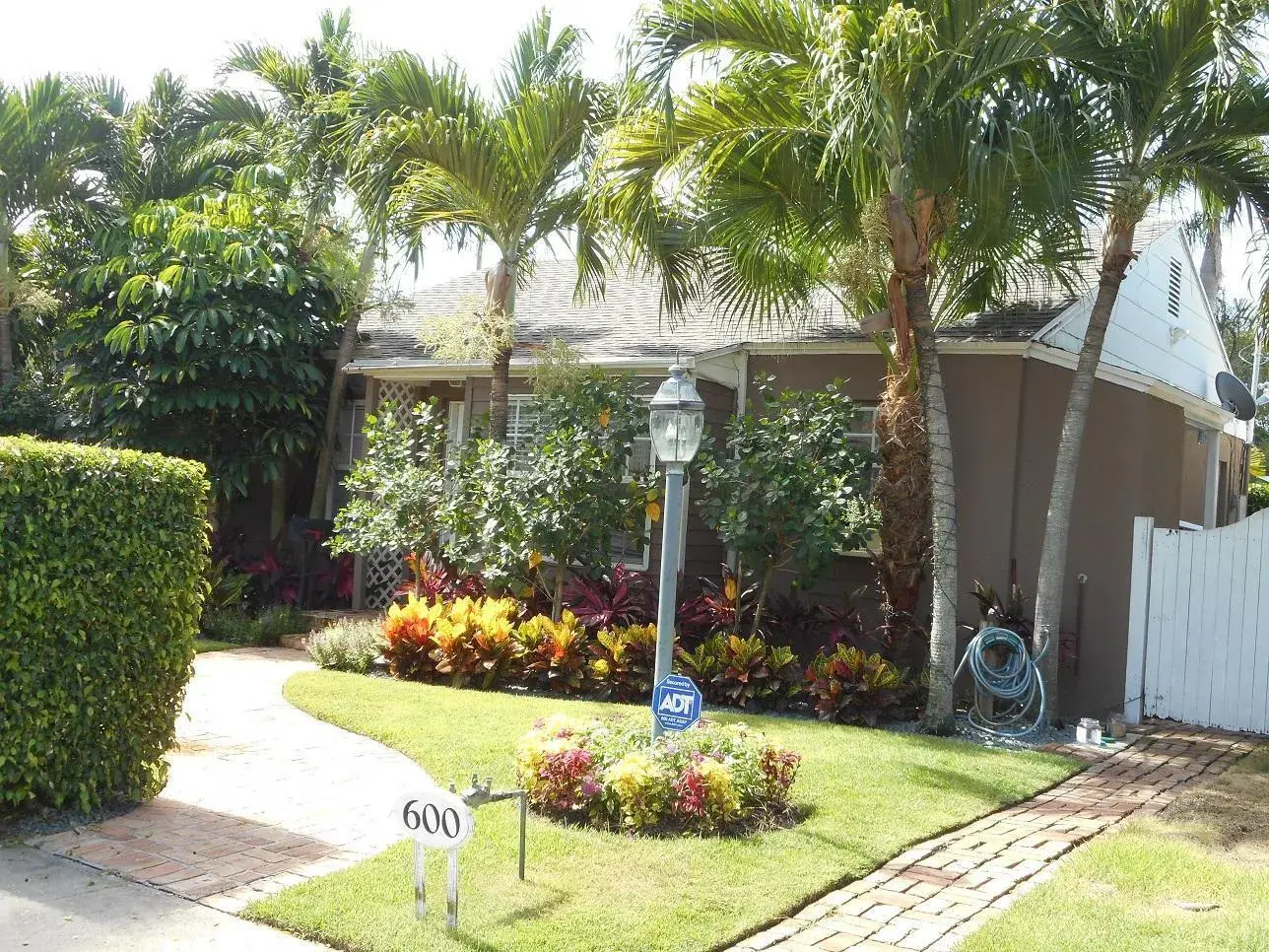 2 bedroom 1 bath Residential for sale at 600 Westwood Road, West Palm Beach FL 33401
