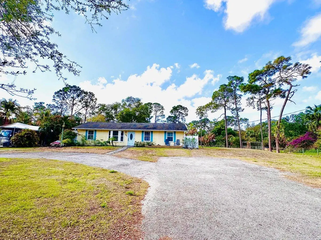 2 bedroom 2 bath Residential for sale at 11158 51ST Court N, FL 33411