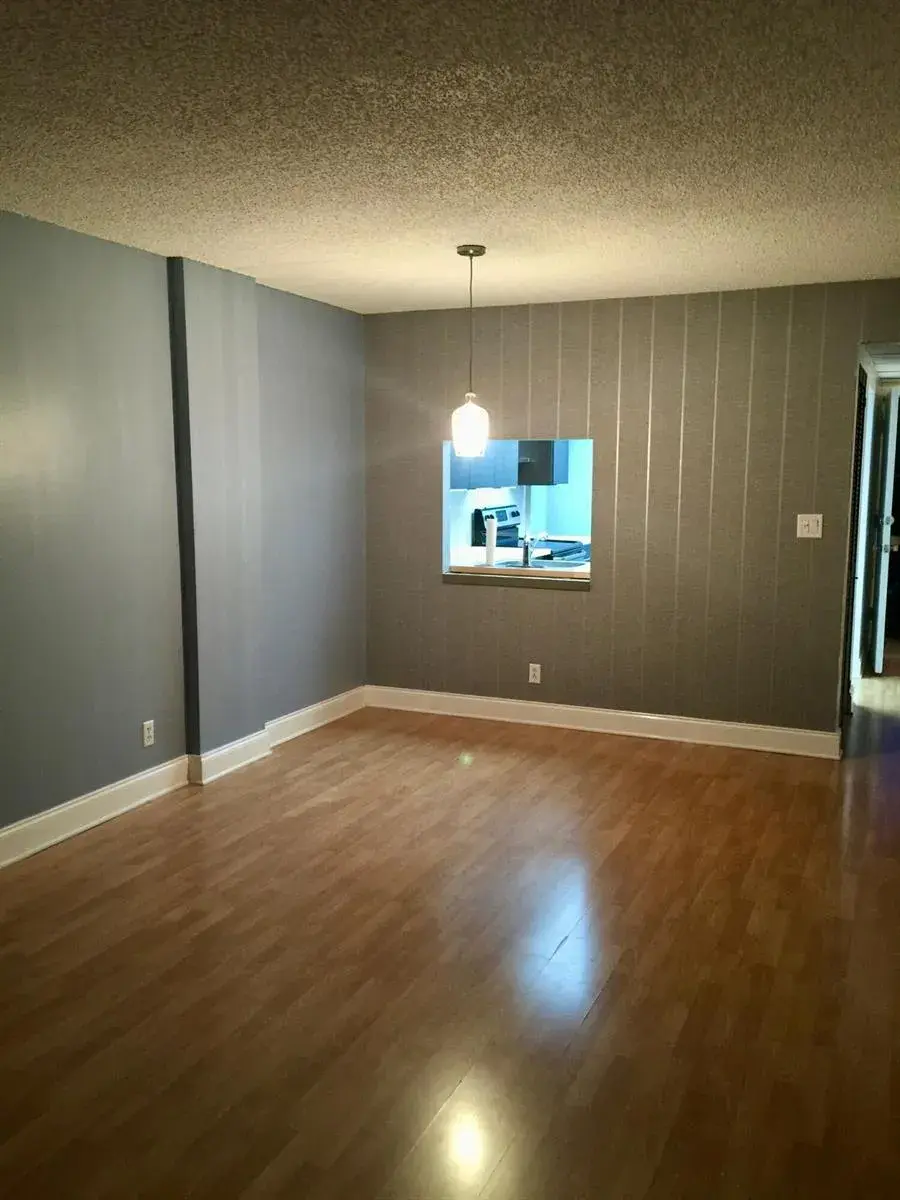 107 ROYAL PARK Drive # 2E, Oakland Park FL 33309