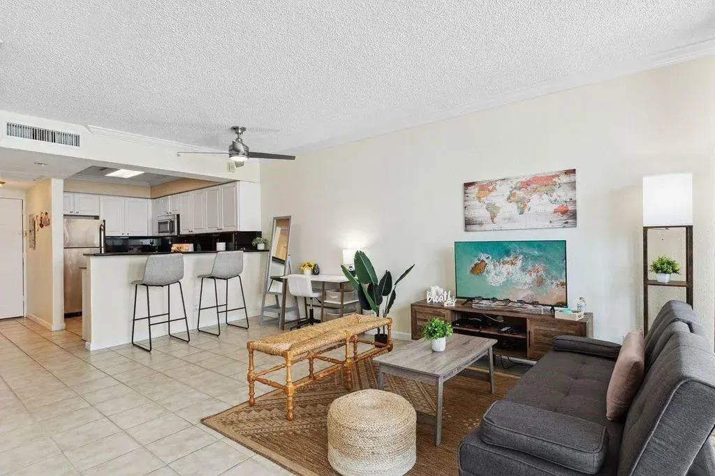 1 bedroom 1 bath Residential Lease for rent at 2501 S OCEAN Drive # 304, Hollywood FL 33019