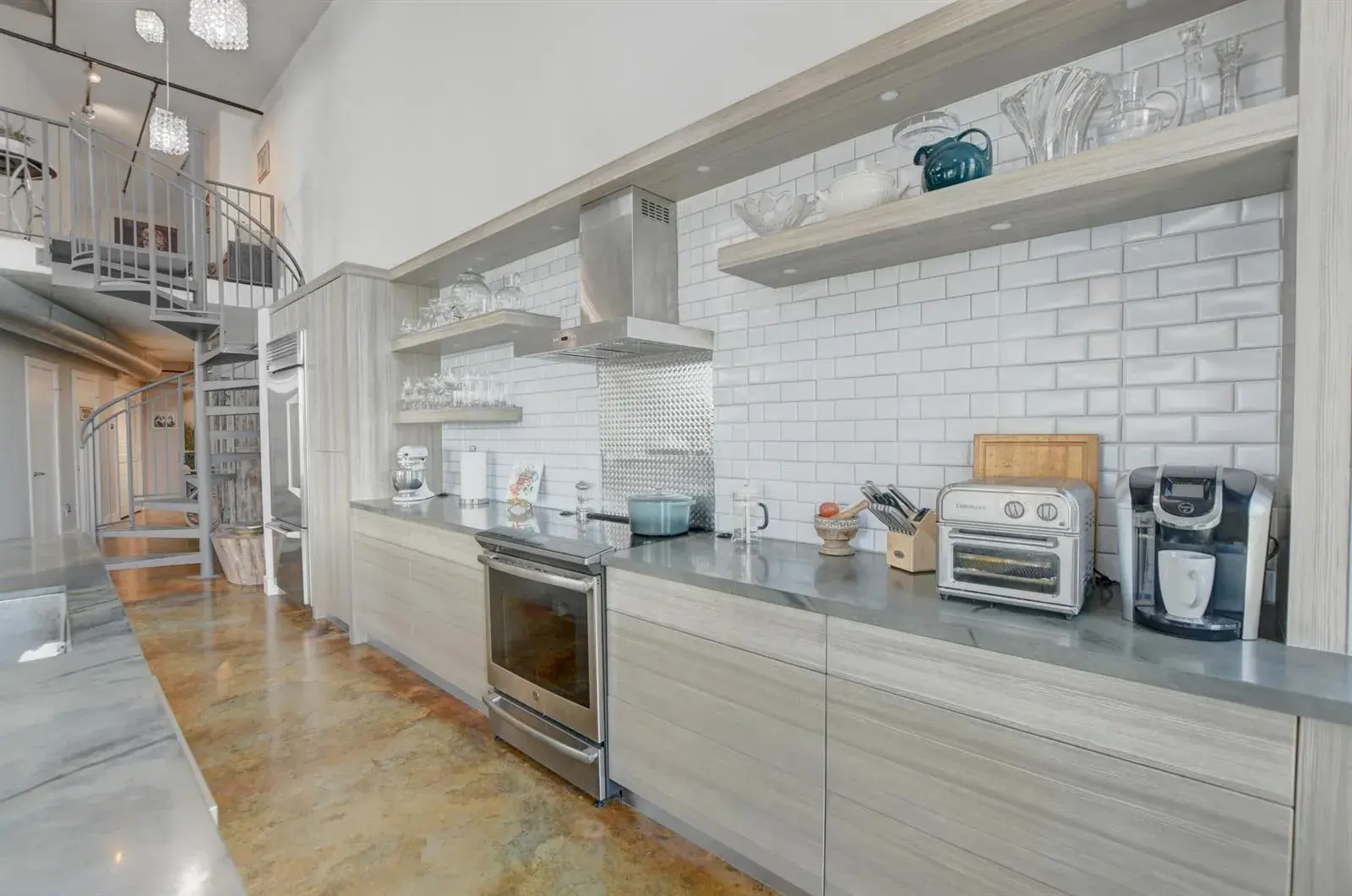 185 NE 4TH Avenue # 301, Delray Beach FL 33483
