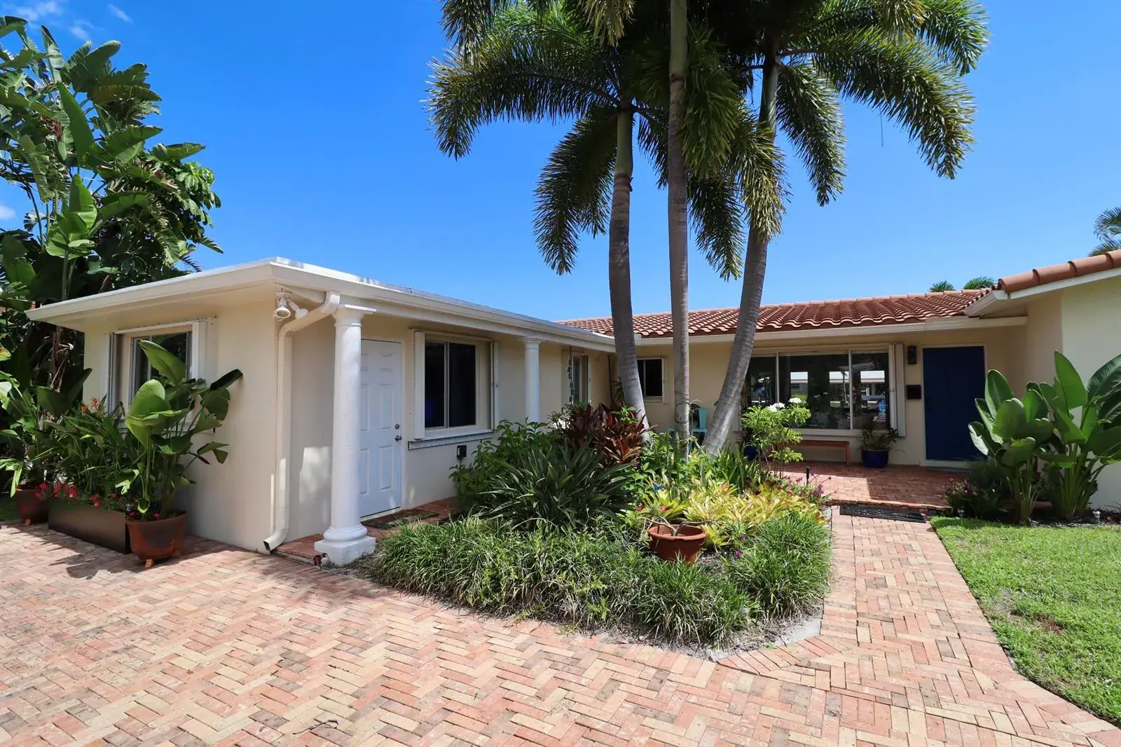 2208 NE 19TH Avenue, Wilton Manors FL 33305