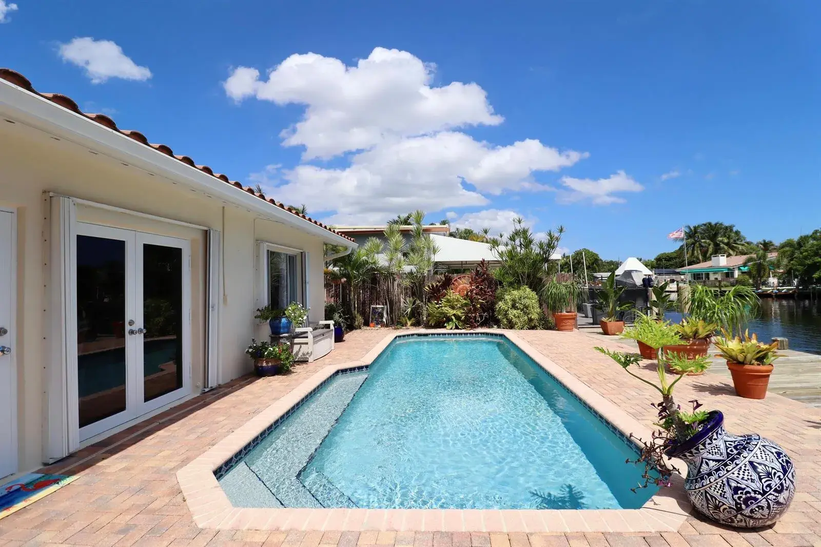 2208 NE 19TH Avenue, Wilton Manors FL 33305