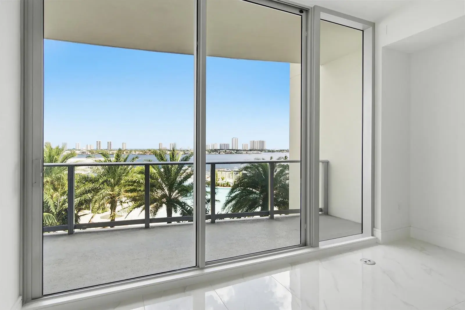 220 Lake Shore Drive # 804, Lake Park FL 33403