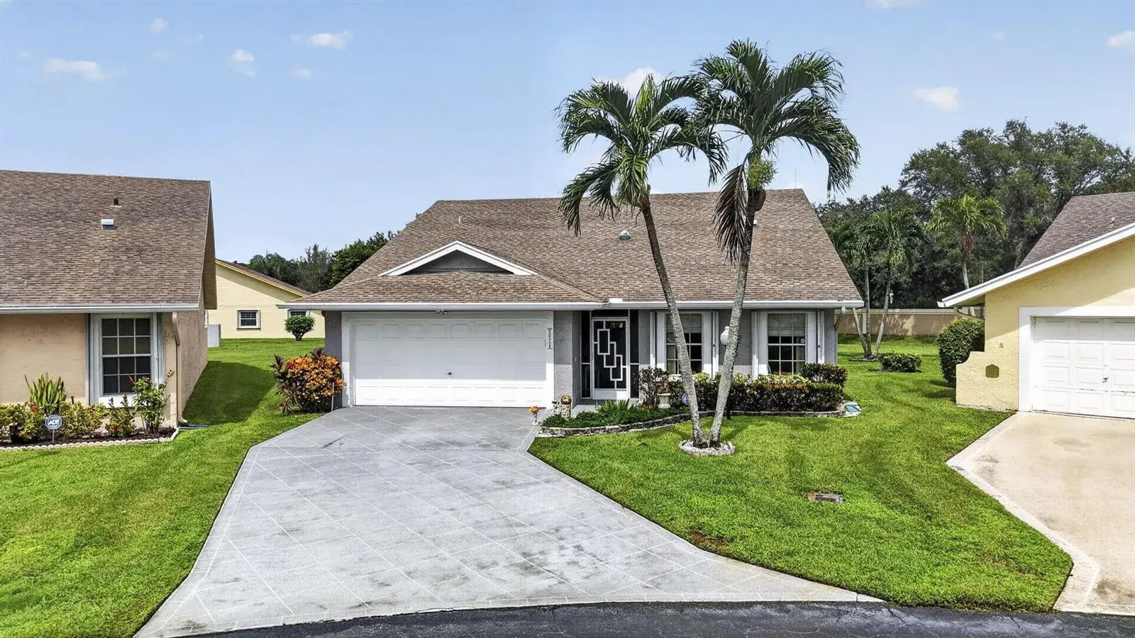 2 bedroom 2 bath Residential for sale at 3914 Dafilee Circle, West Palm Beach FL 33417