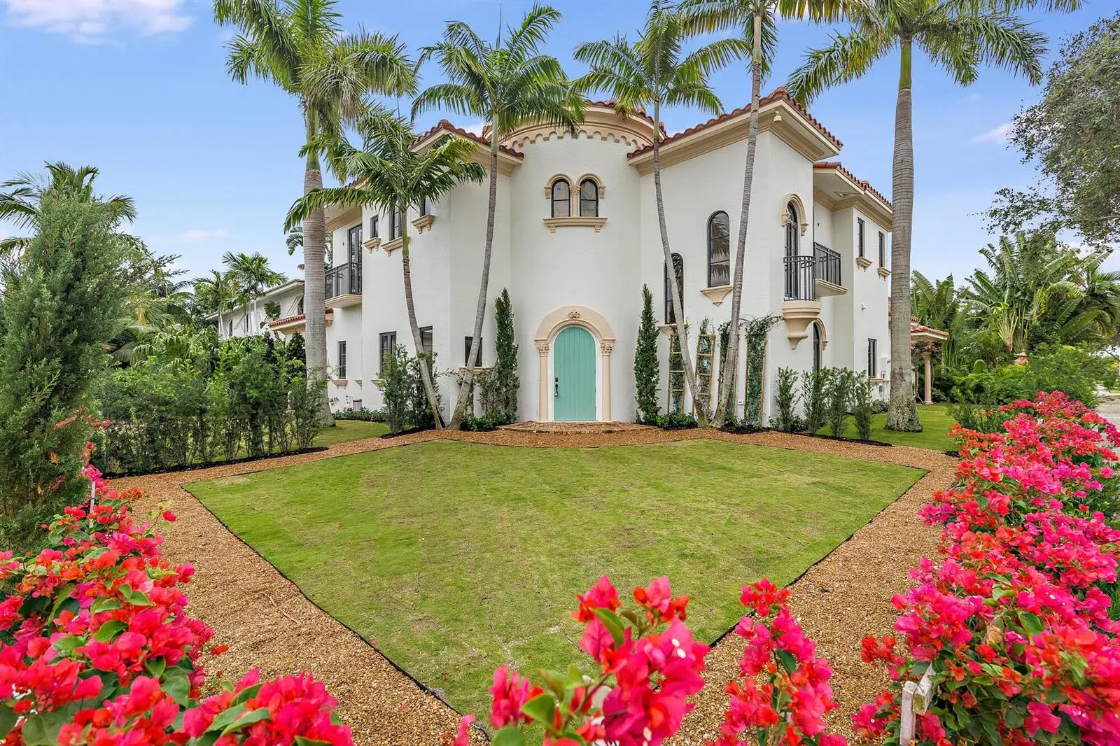 4 bedroom 4 bath Residential for sale at 270 Palmetto Lane, West Palm Beach FL 33405