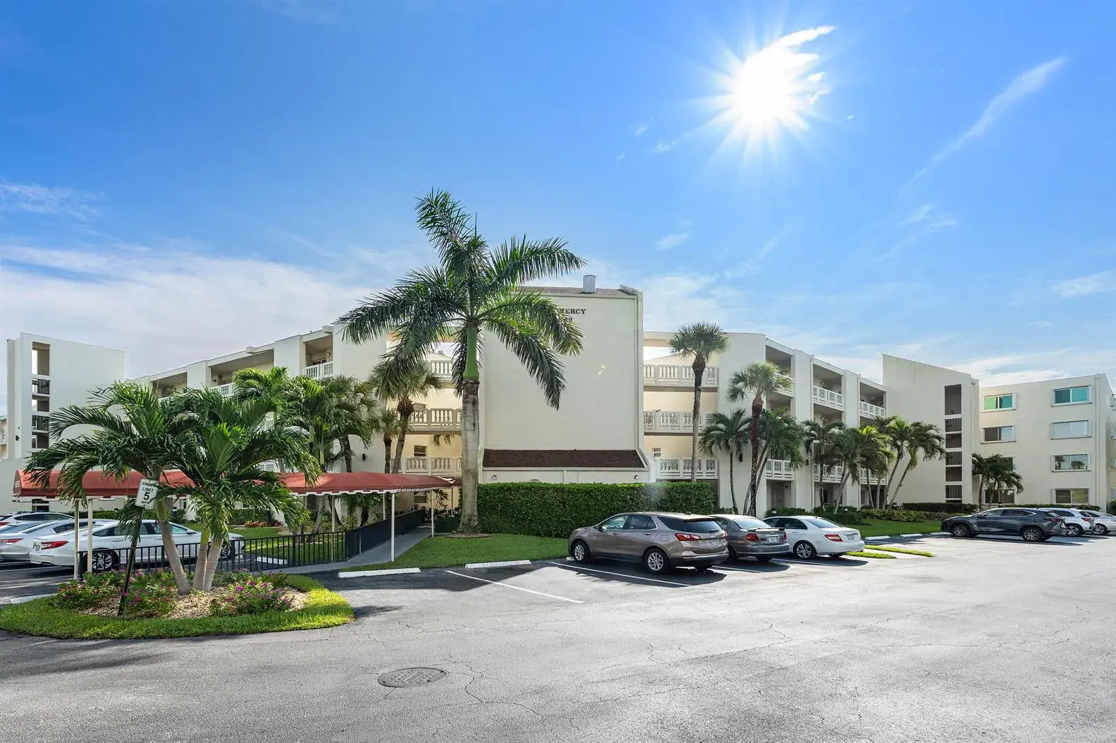 3 bedroom 2 bath Residential for sale at 6768 10TH Avenue N # 216, Lake Worth FL 33467