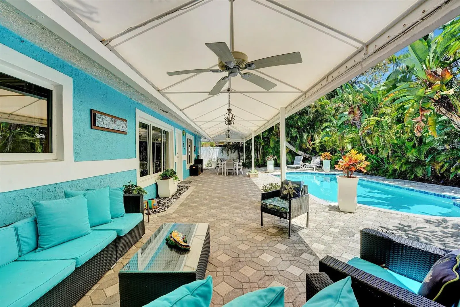 3 bedroom 2 bath Residential for sale at 3488 NE 19TH Avenue, Oakland Park FL 33306