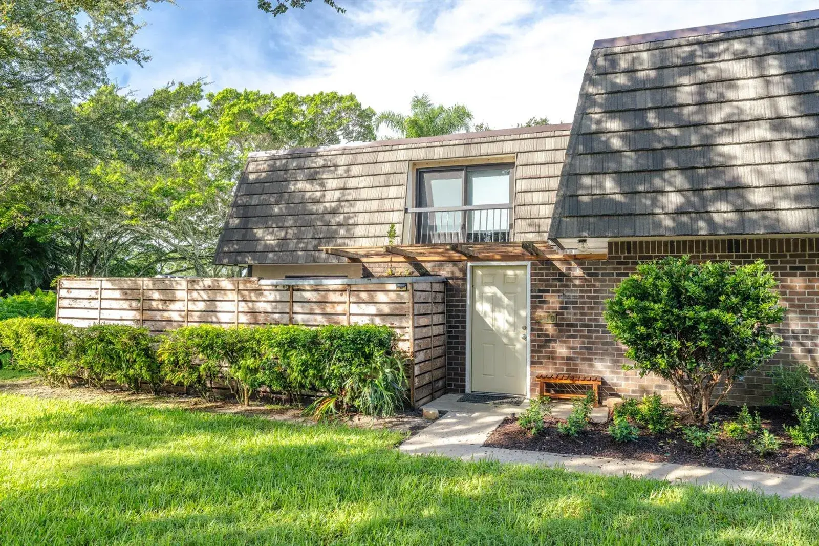 3 bedroom 2 bath Residential for sale at 1110 11TH Terrace, Palm Beach Gardens FL 33418